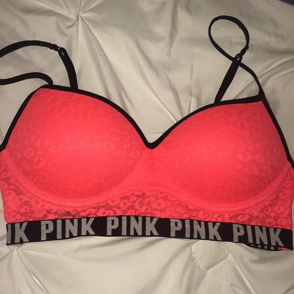 PINK vs bralette
